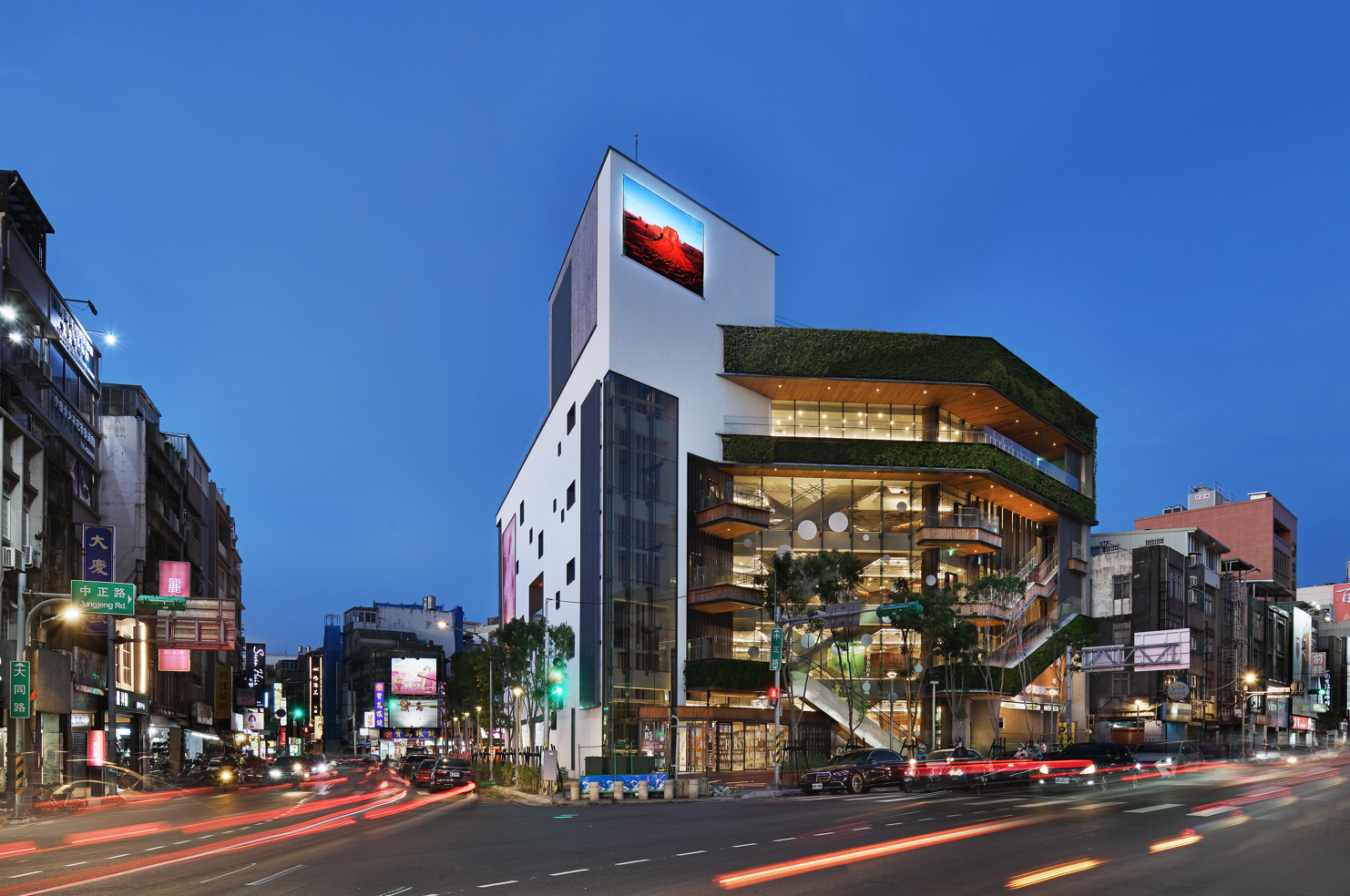 中壢第一公有零售市場(大時鐘)
